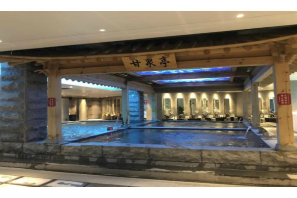 荣泰按摩椅重庆行，养生之旅，从一把好椅子开始！